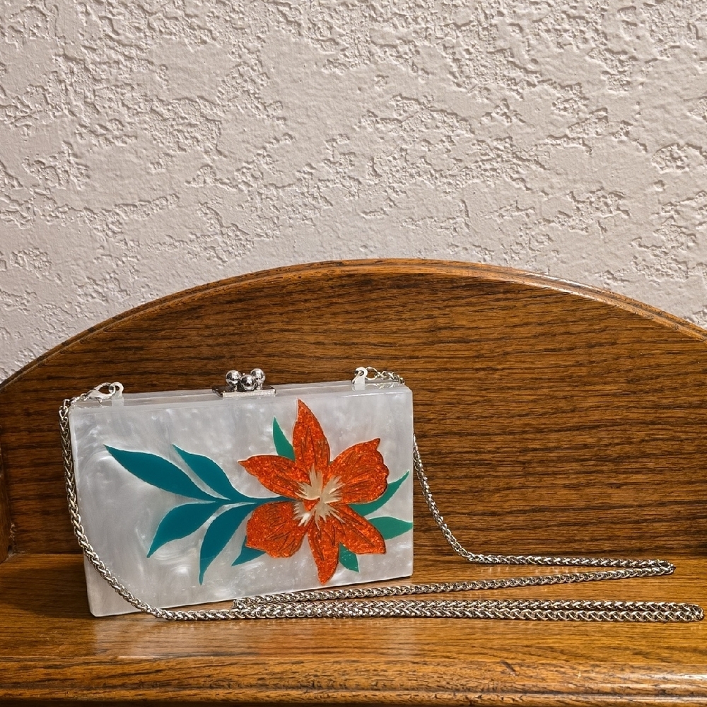 Sam Edelman White Floral Acrylic Clutch - Picture 2 of 14